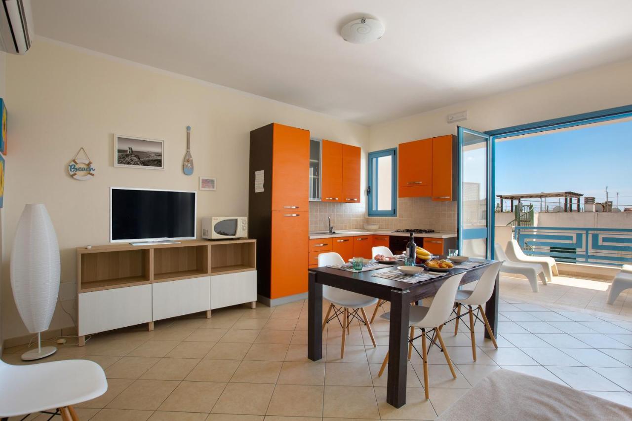 Apartamento L'Attico Di Lido Marini Exterior foto