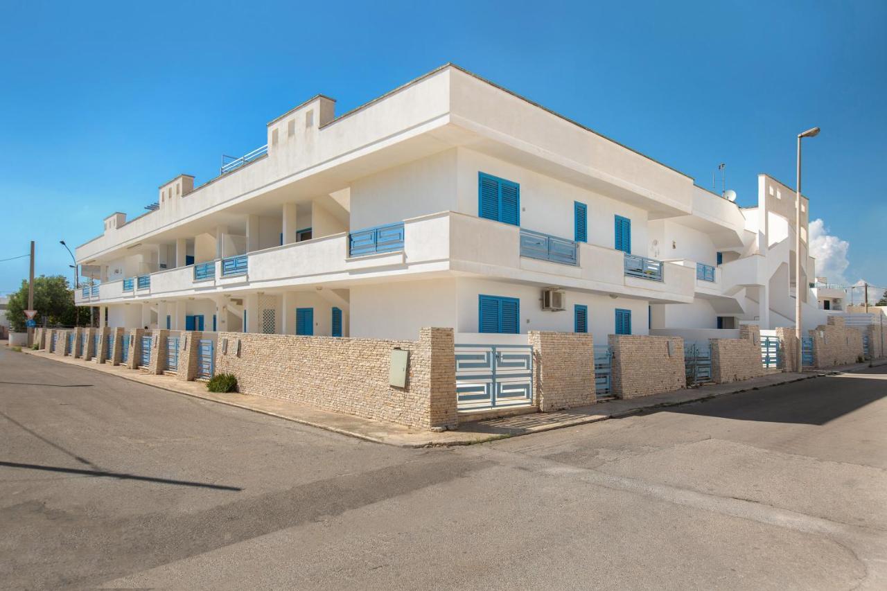 Apartamento L'Attico Di Lido Marini Exterior foto