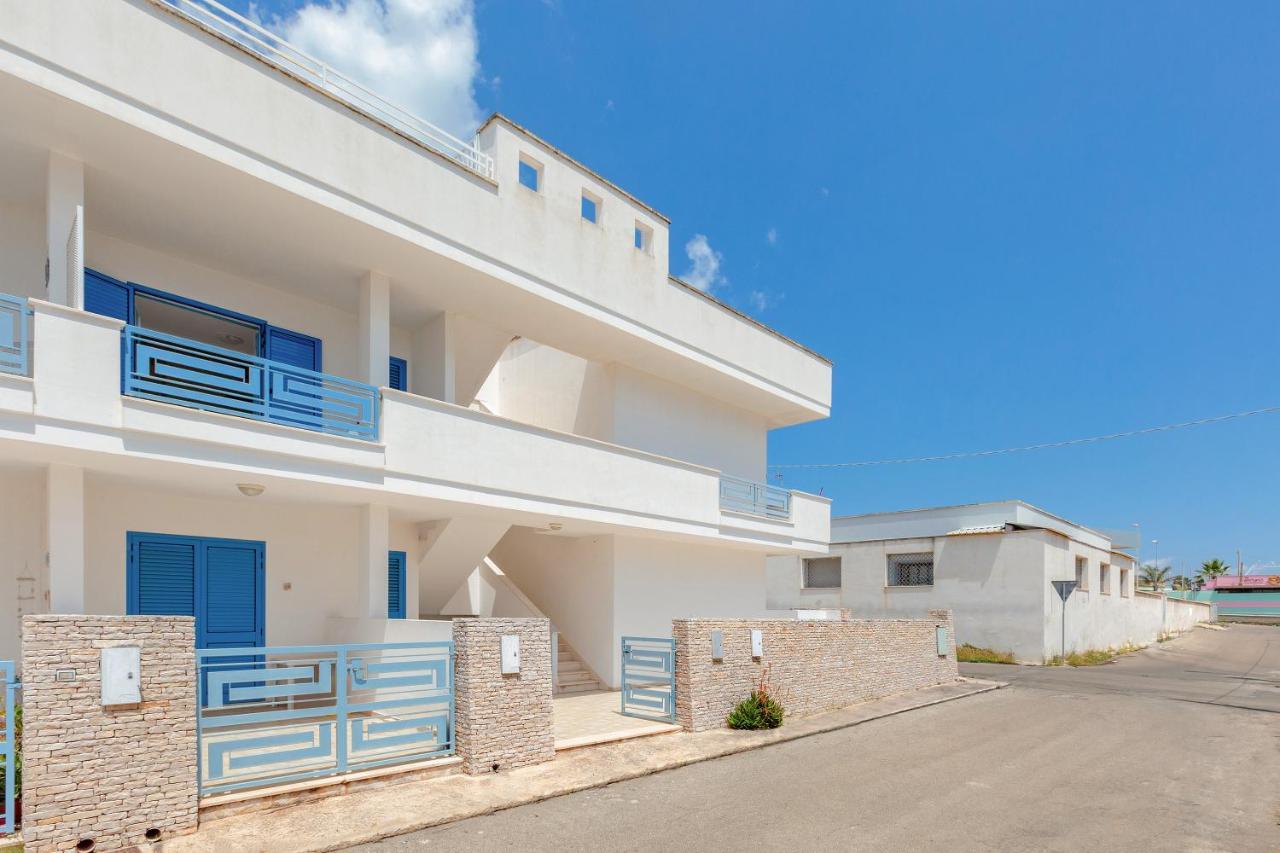 Apartamento L'Attico Di Lido Marini Exterior foto