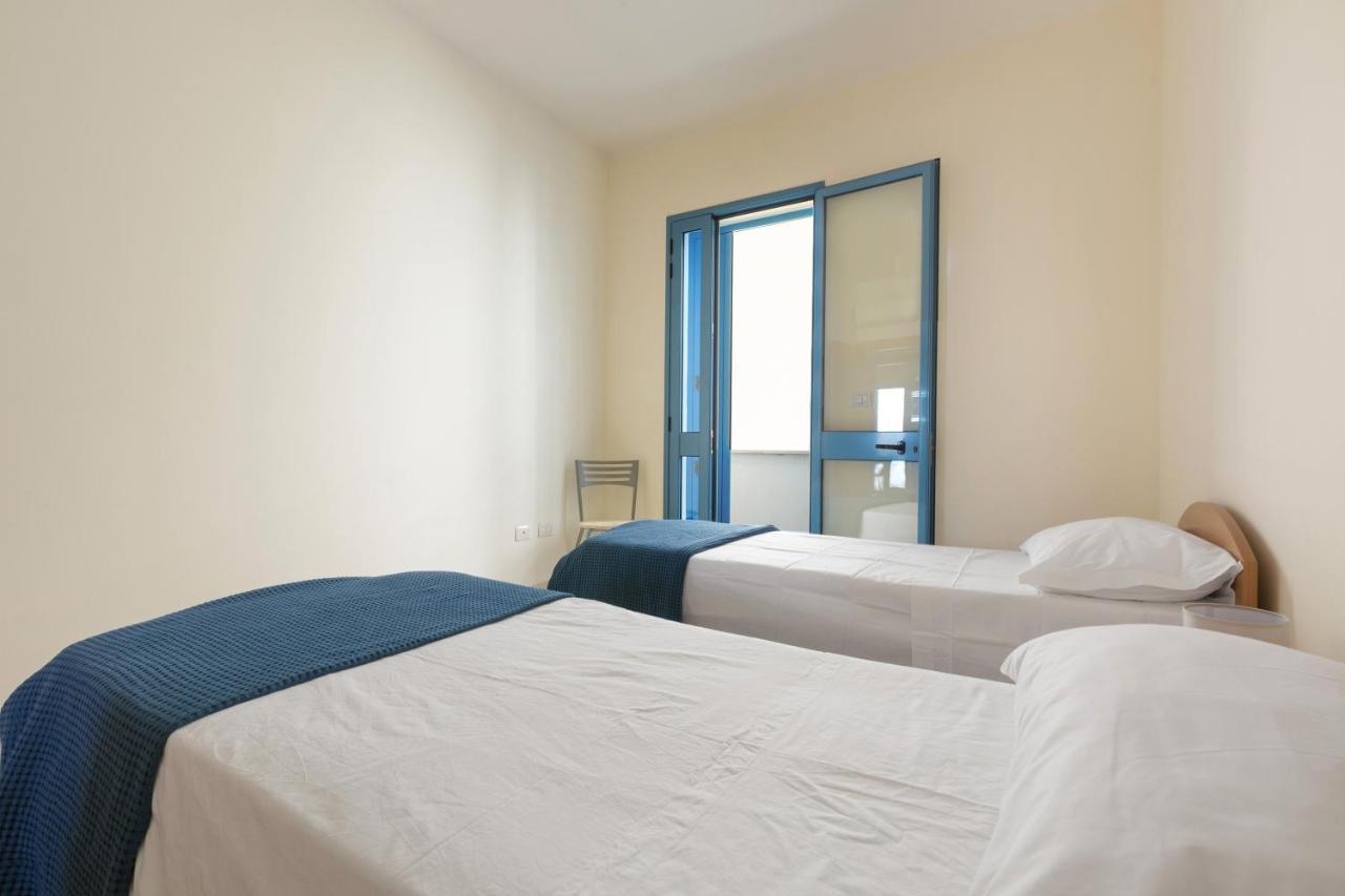 Apartamento L'Attico Di Lido Marini Exterior foto